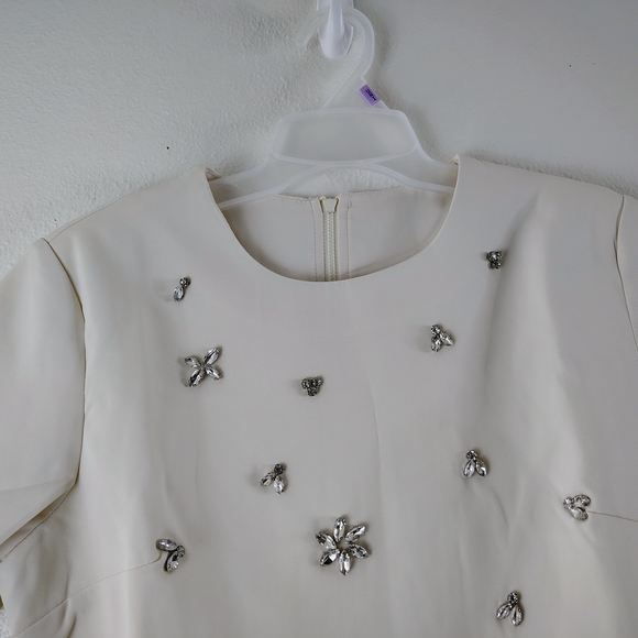 Erqi White Embellished 2 Piece Top & Skirt Set Crystal Floral Size L NWOT - Picture 2 of 15